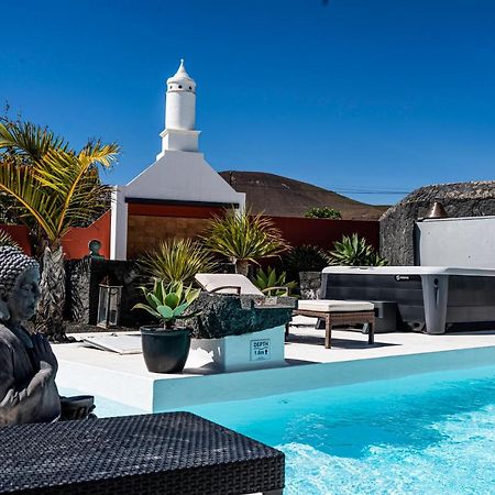 Villa Canis Tías Exterior foto